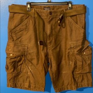 Levi’s brown cargo shorts